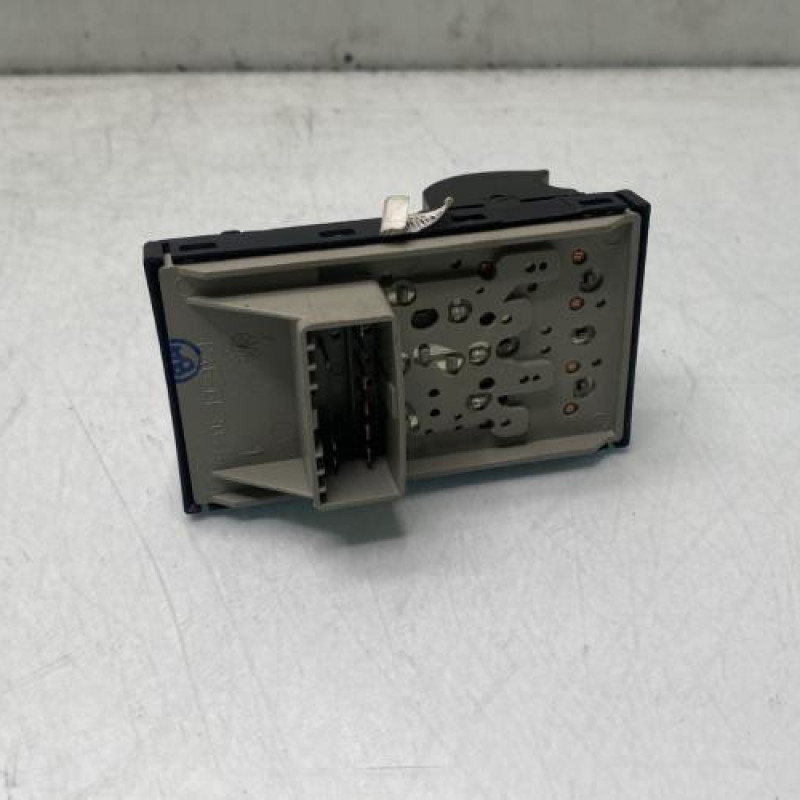 Interrupteur de leve vitre avant gauche FIAT GRANDE PUNTO Photo n°3