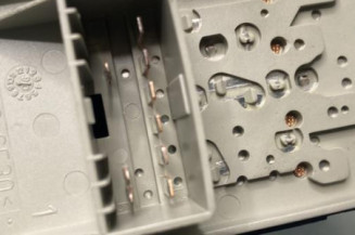 Interrupteur de leve vitre avant gauche FIAT GRANDE PUNTO