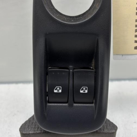 Interrupteur de leve vitre avant gauche RENAULT TRAFIC 2