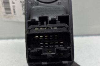 Interrupteur de leve vitre avant gauche RENAULT TRAFIC 2