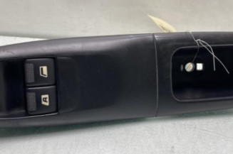 Interrupteur de leve vitre avant gauche PEUGEOT 406 Photo n°1