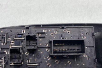 Interrupteur de leve vitre avant gauche PEUGEOT 406