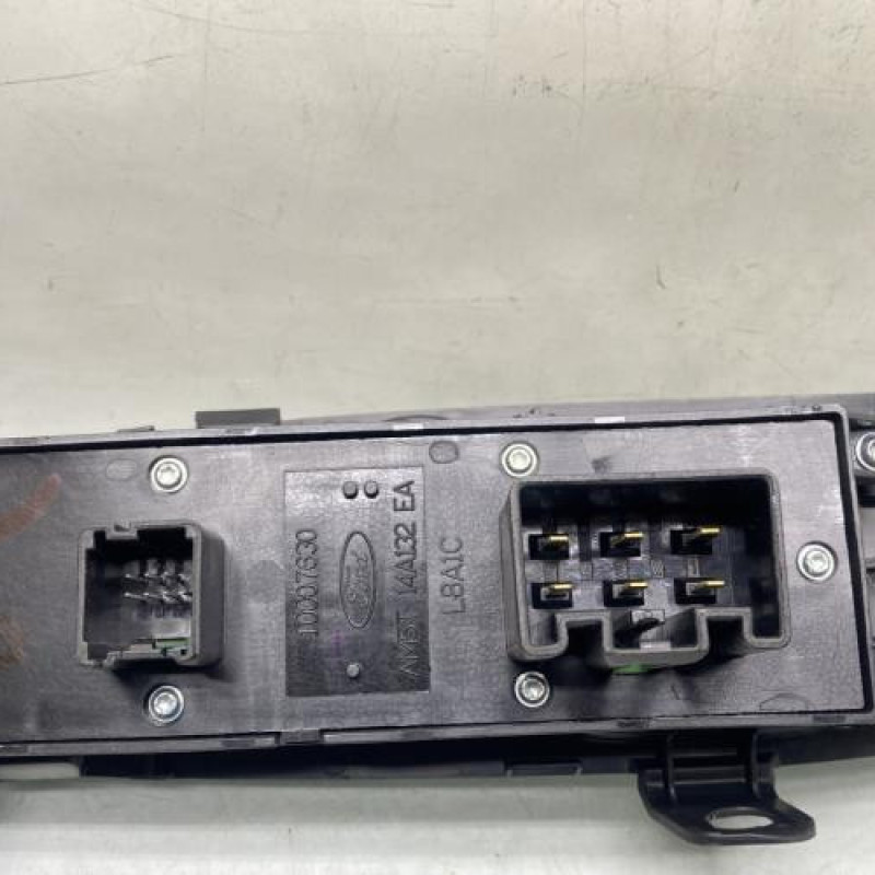 Interrupteur de leve vitre avant gauche FORD FOCUS 3 Photo n°3