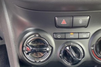 Fermeture de capot PEUGEOT 208 1