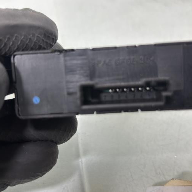 Interrupteur de leve vitre avant droit BMW SERIE 3 E46 Photo n°4