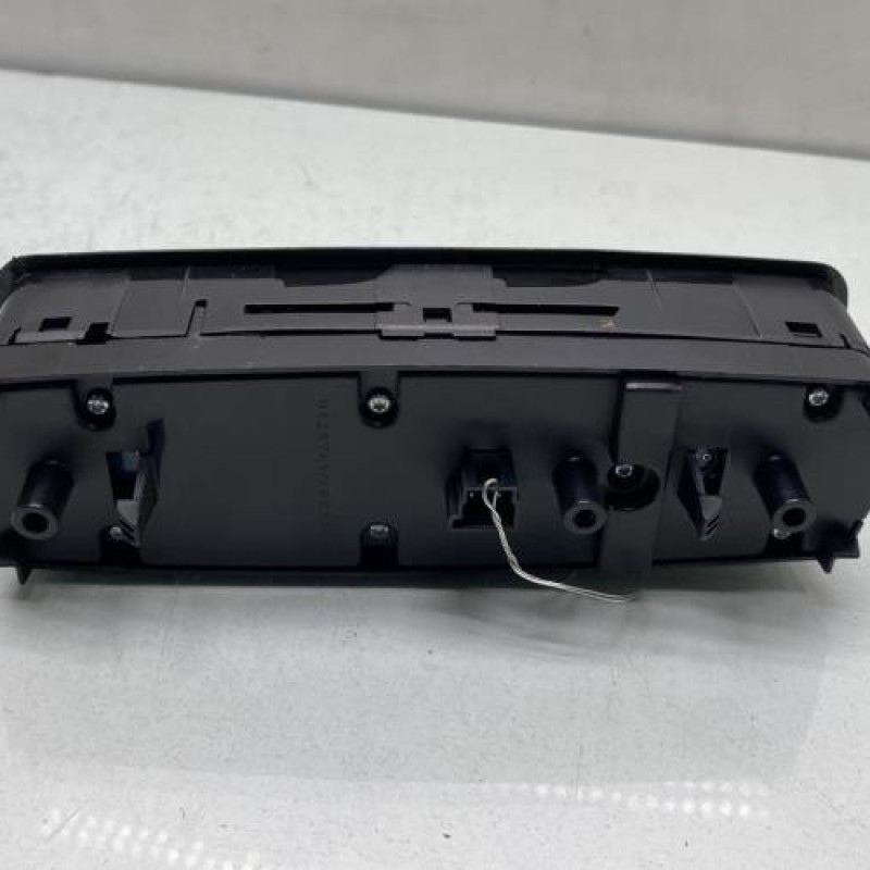 Interrupteur de leve vitre avant gauche MERCEDES CLASSE B 245 Photo n°2