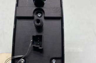 Interrupteur de leve vitre avant gauche MERCEDES CLASSE B 245