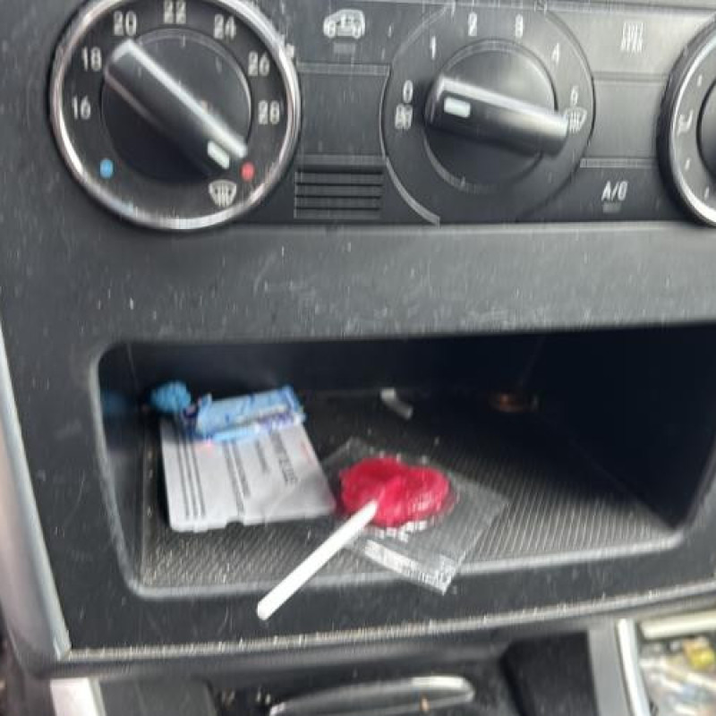 Interrupteur de leve vitre avant gauche MERCEDES CLASSE B 245 Photo n°17