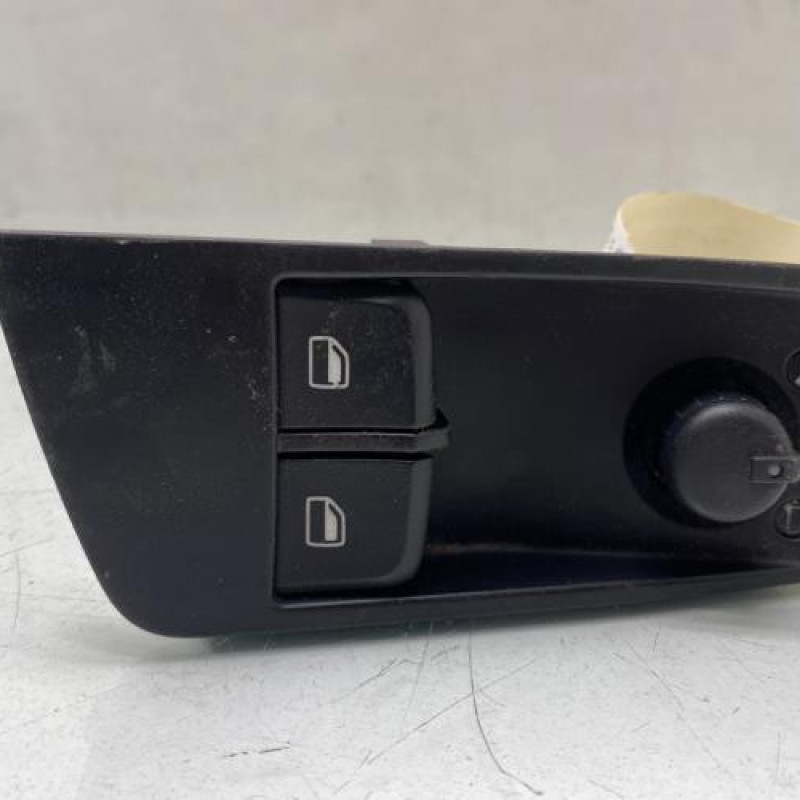 Interrupteur de leve vitre avant gauche AUDI A1 1 Photo n°1