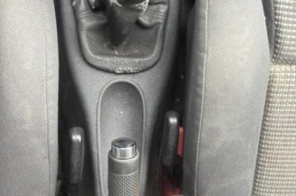 Interrupteur de leve vitre avant droit VOLKSWAGEN POLO 3