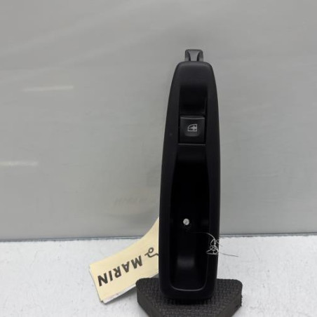 Interrupteur de leve vitre arriere gauche RENAULT CAPTUR 1 Photo n°1