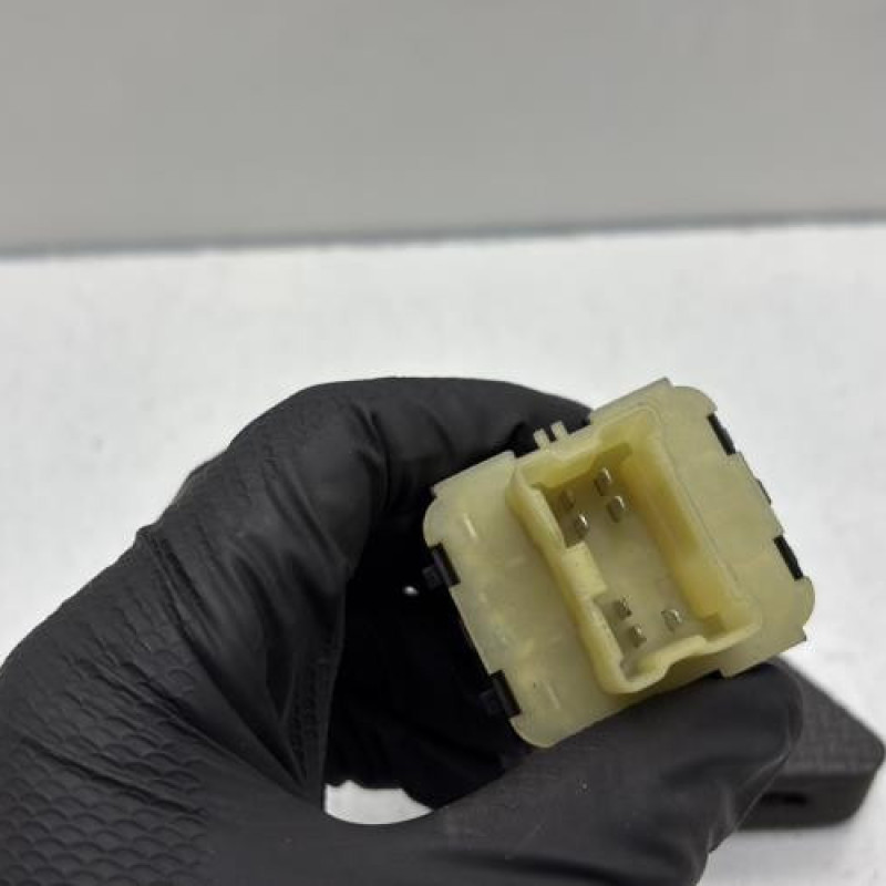 Interrupteur de leve vitre avant gauche RENAULT CAPTUR 1 Photo n°3