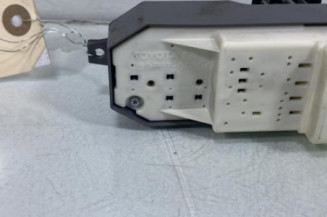 Interrupteur de leve vitre avant gauche TOYOTA YARIS 2