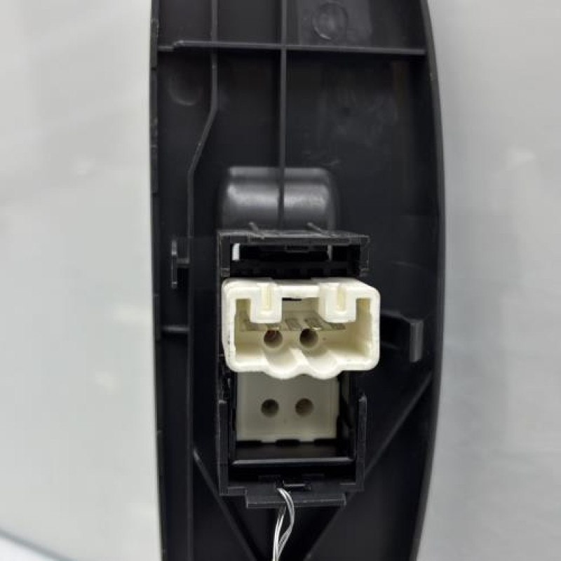 Interrupteur de leve vitre avant droit TOYOTA YARIS 1 Photo n°4