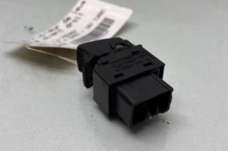 Interrupteur de leve vitre avant droit HYUNDAI TUCSON 1