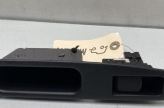 Interrupteur de leve vitre arriere droit NISSAN QASHQAI 1 Photo n°1