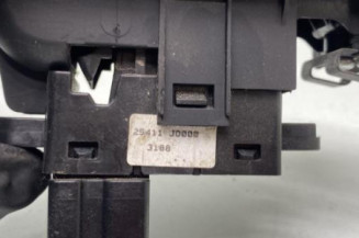 Interrupteur de leve vitre avant droit NISSAN QASHQAI 1