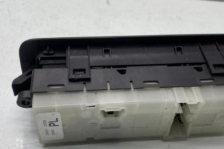 Interrupteur de leve vitre avant gauche NISSAN QASHQAI 1