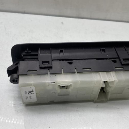 Interrupteur de leve vitre avant gauche NISSAN QASHQAI 1