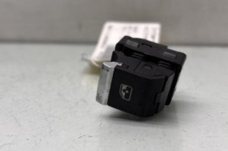 Interrupteur de leve vitre arriere droit AUDI A4 4 Photo n°1