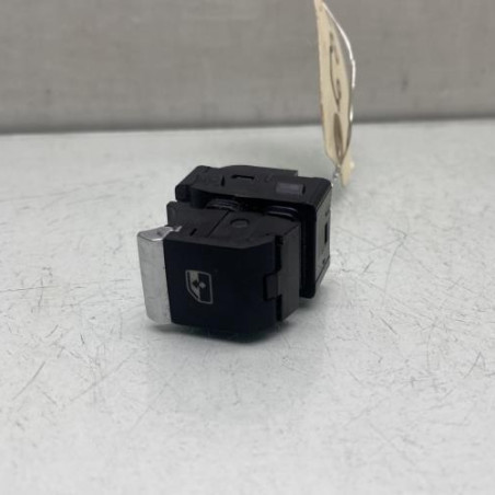 Interrupteur de leve vitre arriere gauche AUDI A4 4 Photo n°1