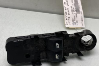 Interrupteur de leve vitre avant gauche PEUGEOT 207 Photo n°1