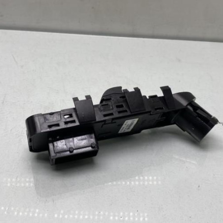 Interrupteur de leve vitre avant gauche PEUGEOT 207