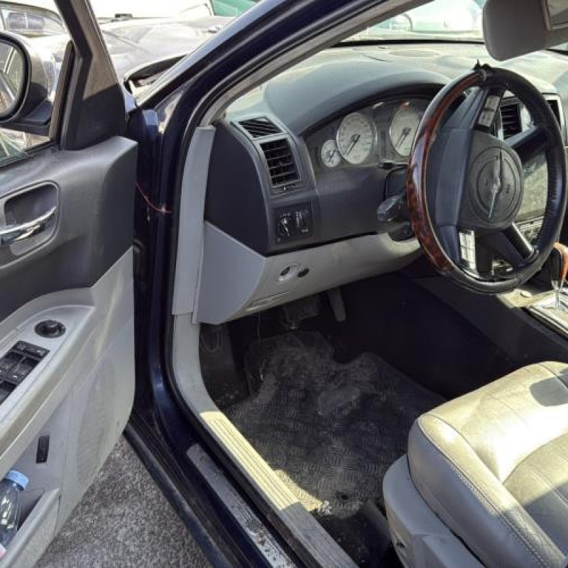 Interrupteur de leve vitre avant gauche CHRYSLER 300C Photo n°16