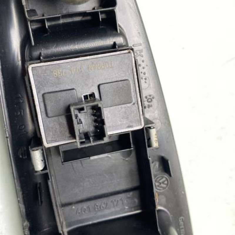 Interrupteur de leve vitre avant gauche VOLKSWAGEN POLO 4 Photo n°3