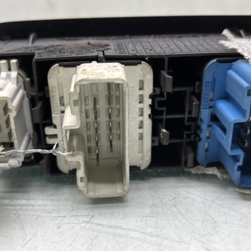 Interrupteur de leve vitre avant gauche RENAULT MEGANE 2 Photo n°3