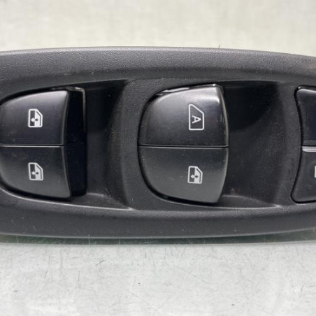 Interrupteur de leve vitre avant gauche RENAULT KADJAR Photo n°1