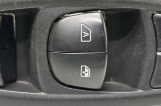 Interrupteur de leve vitre avant gauche RENAULT KADJAR