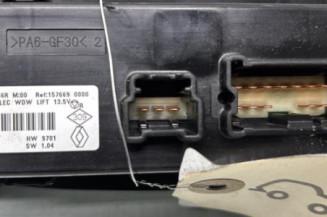 Interrupteur de leve vitre avant gauche RENAULT KADJAR