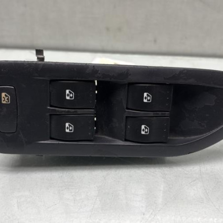 Interrupteur de leve vitre avant gauche RENAULT VEL SATIS Photo n°1