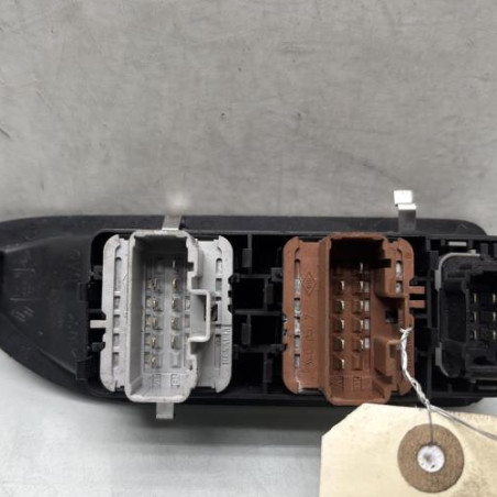 Interrupteur de leve vitre avant gauche RENAULT VEL SATIS