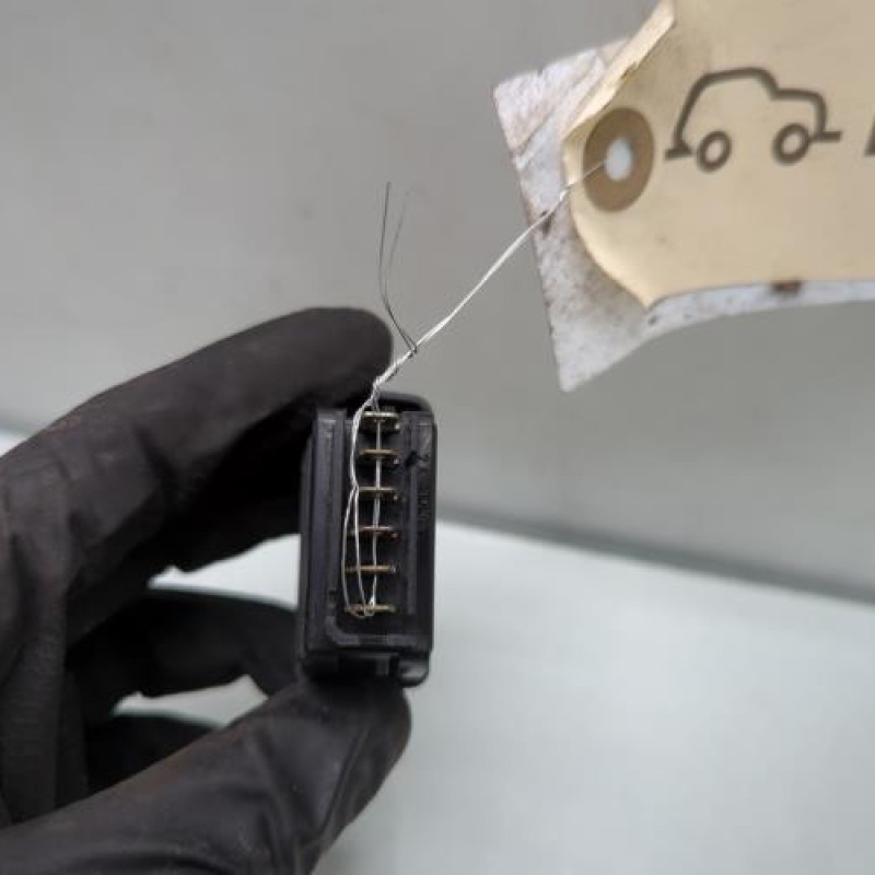 Interrupteur de leve vitre avant droit RENAULT KANGOO 1 Photo n°4