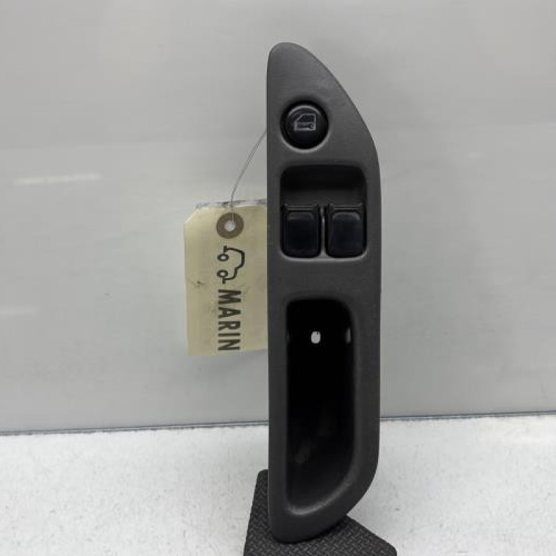 Interrupteur de leve vitre avant gauche SUZUKI WAGON-R Photo n°1