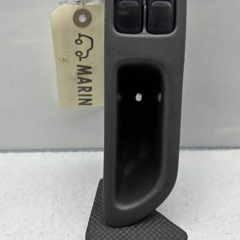 Interrupteur de leve vitre avant gauche SUZUKI WAGON-R Photo n°3