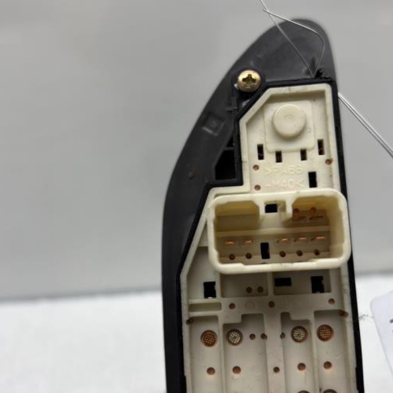 Interrupteur de leve vitre avant gauche SUZUKI WAGON-R Photo n°5