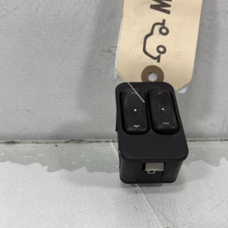 Interrupteur de leve vitre avant gauche OPEL CORSA C Photo n°1