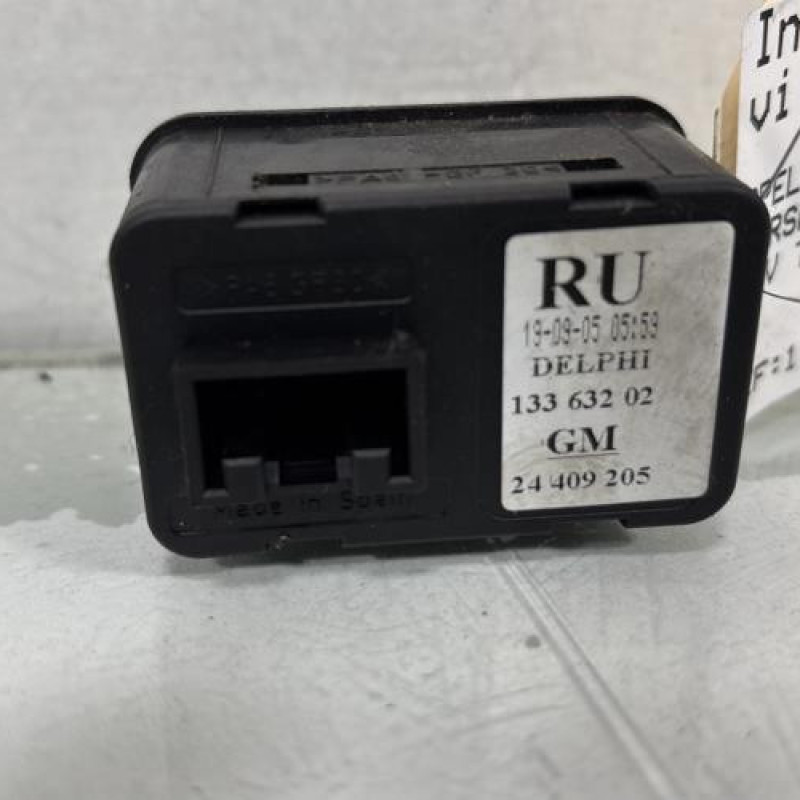 Interrupteur de leve vitre avant gauche OPEL CORSA C Photo n°2