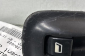 Interrupteur de leve vitre avant droit PEUGEOT 306