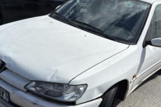 Interrupteur de leve vitre avant droit PEUGEOT 306