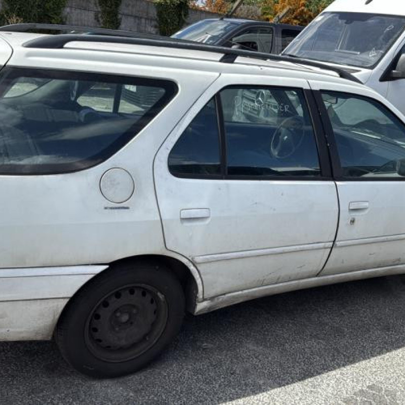 Interrupteur de leve vitre avant droit PEUGEOT 306 Photo n°10