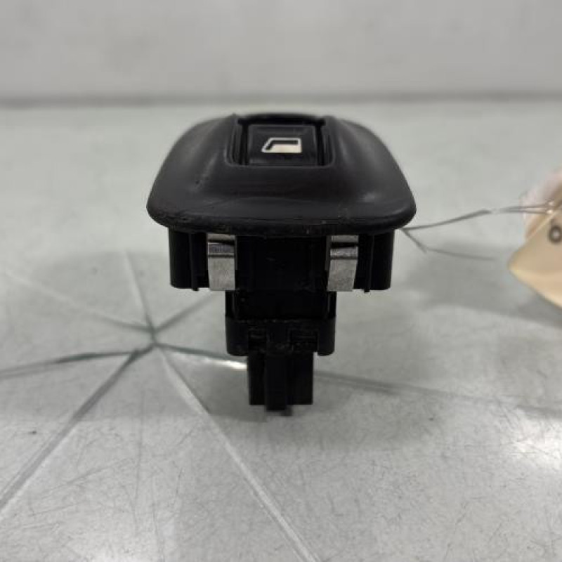 Interrupteur de leve vitre avant droit PEUGEOT 306 Photo n°1