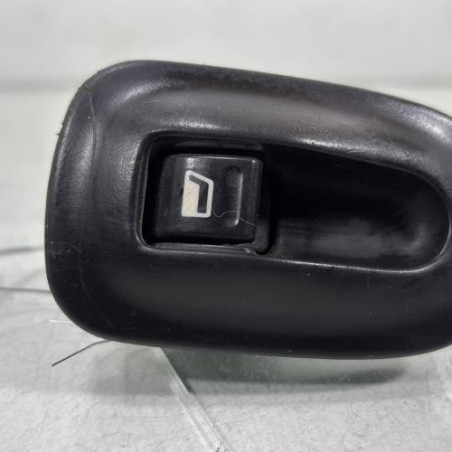 Interrupteur de leve vitre avant droit PEUGEOT 306