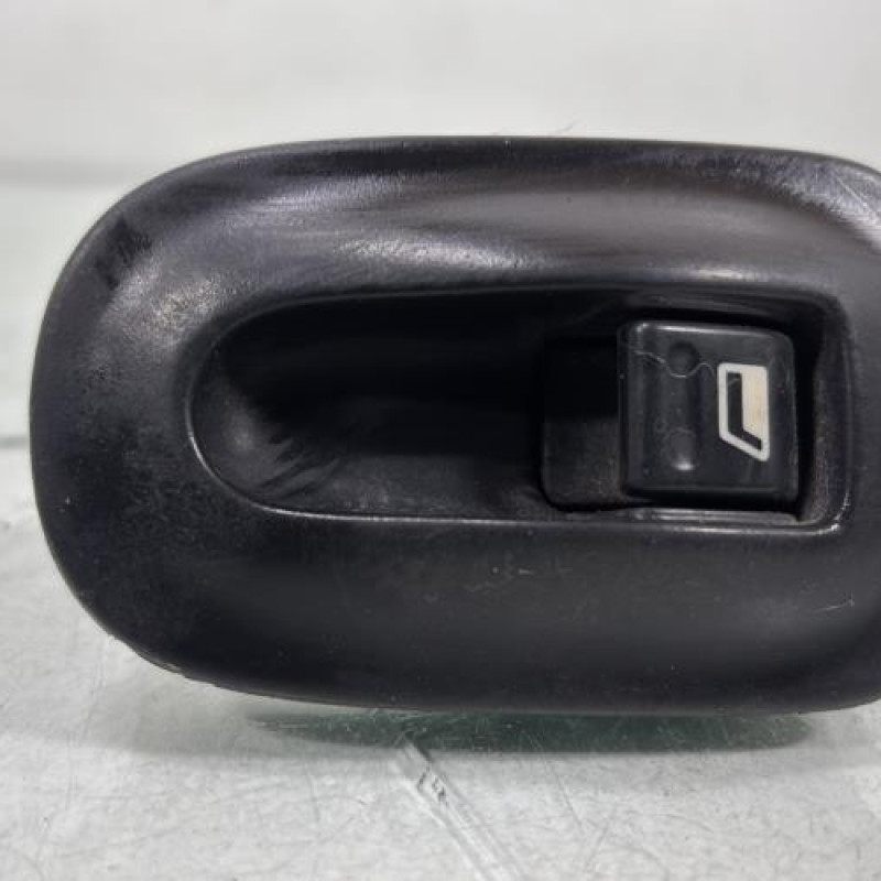 Interrupteur de leve vitre avant droit PEUGEOT 306 Photo n°3