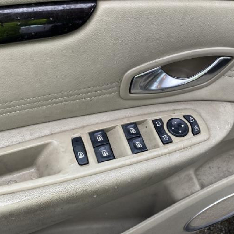 Interrupteur de leve vitre avant gauche RENAULT SCENIC 3 Photo n°14