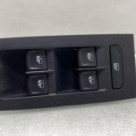 Interrupteur de leve vitre avant gauche SKODA OCTAVIA 4 Photo n°1