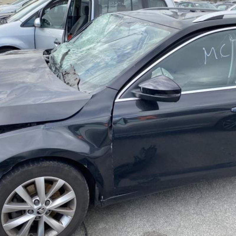 Interrupteur de leve vitre avant gauche SKODA OCTAVIA 4 Photo n°6